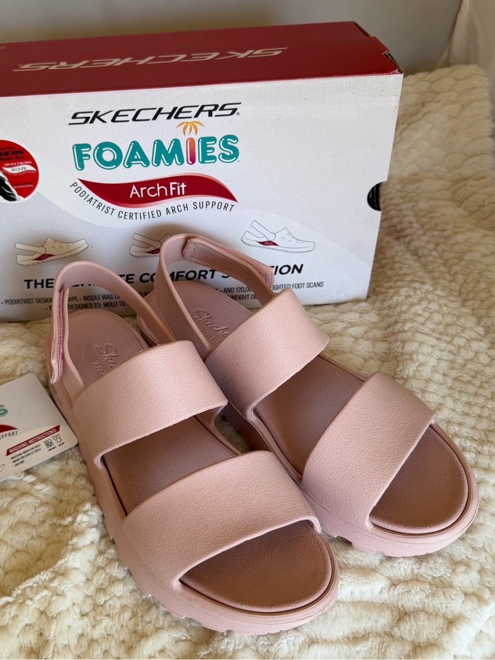 Skechers Foamies Arch Fit Women's Blush Pink Double-Strap Sandals